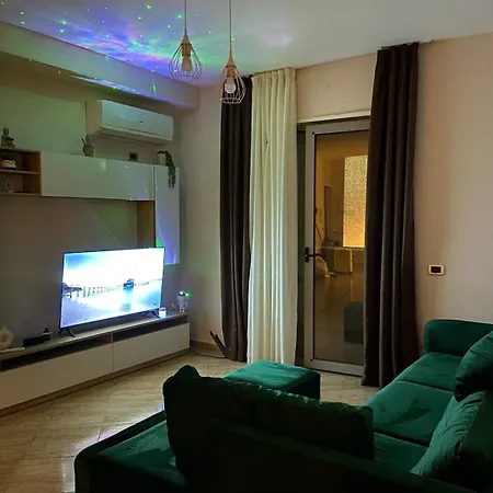 아파트 Js Apartmentnetflix Balcony Wi-fi Durrës